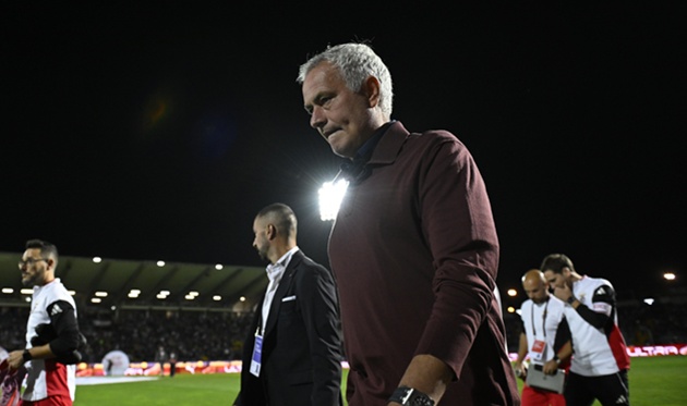 Mourinho chưa hài lòng với chiến thắng