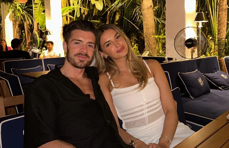 Jack Grealish và bạn gái Sasha Atwood cùng tham dự kỳ nghỉ ở Dubai.