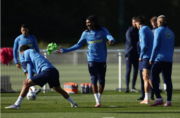 Frank đảm bảo khối lượng tập luyện của Spurs được quản lý cẩn thận.\
