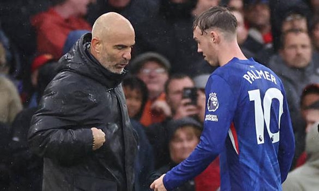 Cole Palmer mang đến cơn đau đầu cho Chelsea vì chấn thương.