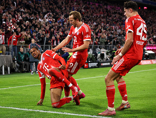 Ảnh bài viết Harry Kane "làm gỏi" Dortmund, Bayern thắng trận thứ 7 liên tiếp