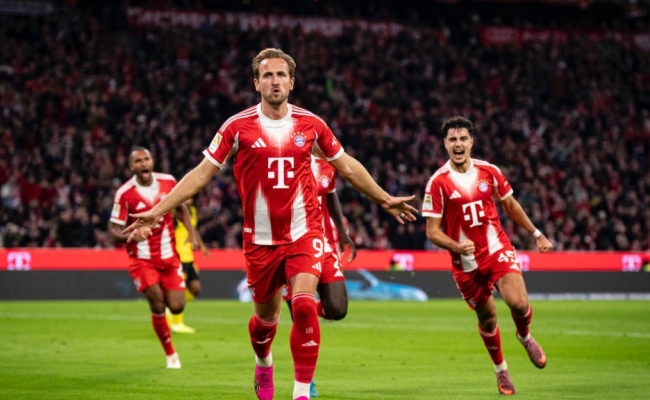 Ảnh bài viết Kompany ngả mũ trước Kane, nhắc đến Messi - Ronaldo