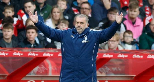 Ange Postecoglou hoàn toàn bất lực.