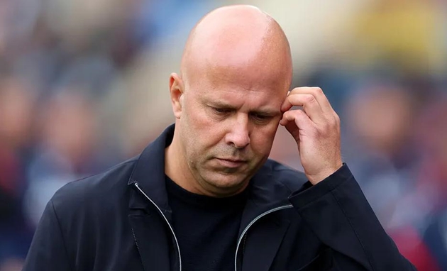 Arne Slot đang trải qua chuỗi thời gian khó khăn tại Liverpool.