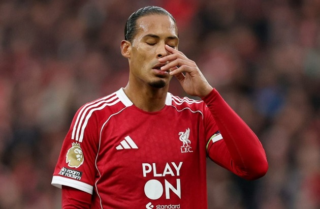 Ảnh bài viết Warnock lý giải vì sao hàng thủ Liverpool liên tiếp mắc sai lầm