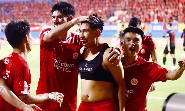 Đinh Xuân Tiến mở ra màn lội ngược dòng ấn tượng của Thể Công Viettel.