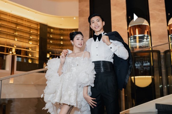 Đoàn Văn Hậu và Doãn Hải My trong bộ ảnh kỷ niệm 2 năm ngày cưới. Ảnh: FBNV.