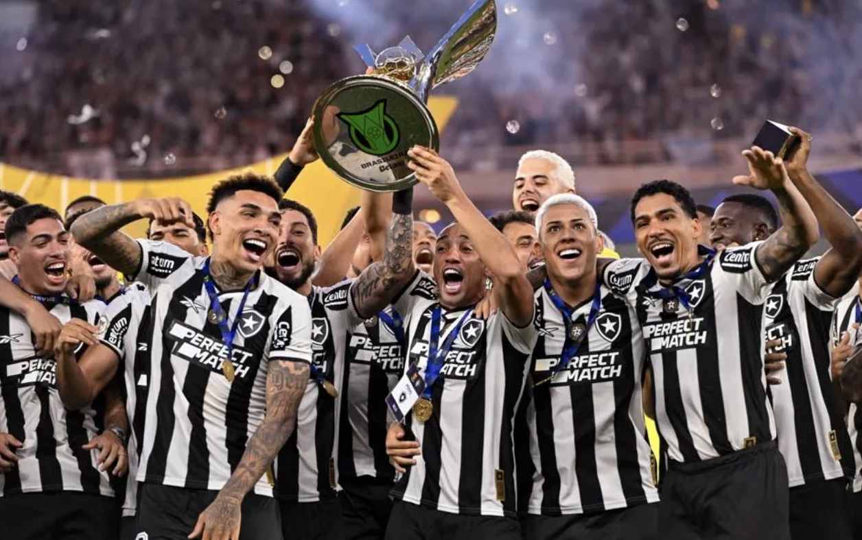 Ảnh bài viết DNA Botafogo: Ngôi sao cô đơn, Garrincha và nỗi ám ảnh bi kịch của kẻ vinh quang