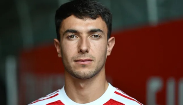 Zubimendi được cho là từ chối gia nhập Real Madrid, lẫn Liverpool trước khi chọn Arsenal.