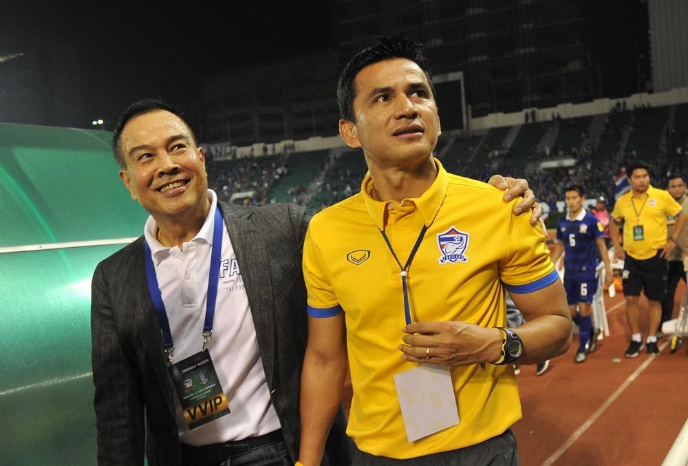 Ảnh bài viết Kiatisuk Senamuang dẫn đầu danh sách ứng viên thay HLV Masatada Ishii ở ĐT Thái Lan