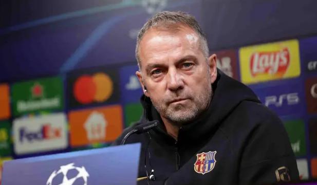 Ảnh bài viết Barcelona thắng tưng bừng, Hansi Flick "phớt lờ" trọng tài