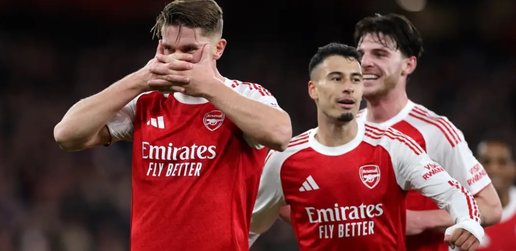 Arsenal đè bẹp Atletico Madrid.