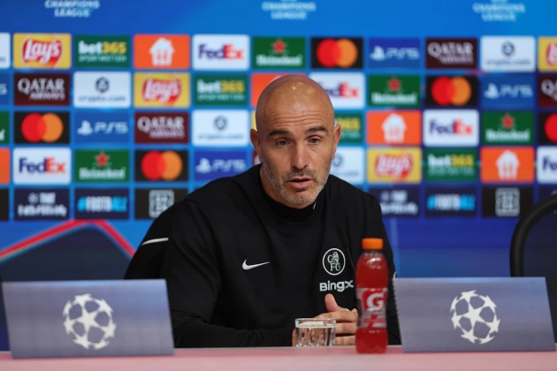 HLV Maresca vẫn có lực lượng dày trước Ajax.