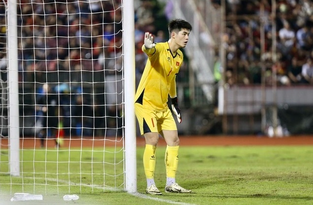 Ảnh bài viết Trần Trung Kiên: Tương lai trong khung gỗ đội tuyển Việt Nam dưới thời HLV Kim