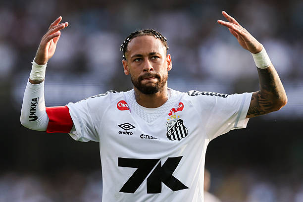 Neymar có thể tái ngộ với Lionel Messi và Luis Suarez tại Inter Miami.