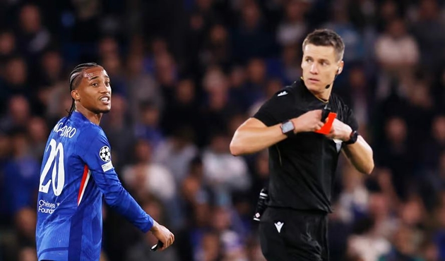 Chelsea liên tiếp nhận thẻ đỏ ở những trận đấu gần đây.