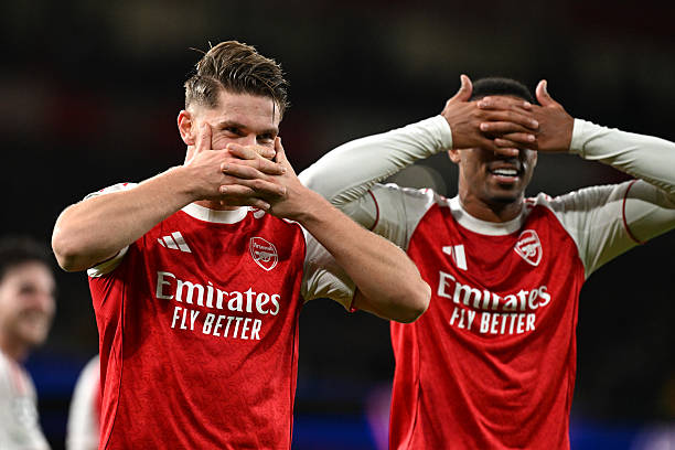 Arsenal là cái tên gây ấn tượng đặc biệt khi hủy diệt Atletico Madrid 4 bàn