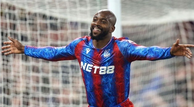 Tiền đạo người Pháp đang là đầu tàu giúp Palace có màn khởi đầu tương đối ổn định.