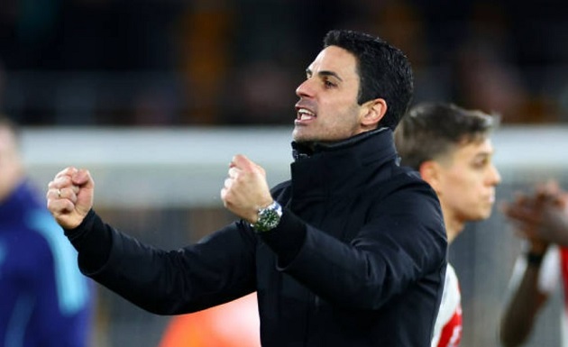 Arteta đang khai thác triệt để tiềm năng của các hậu vệ biên.