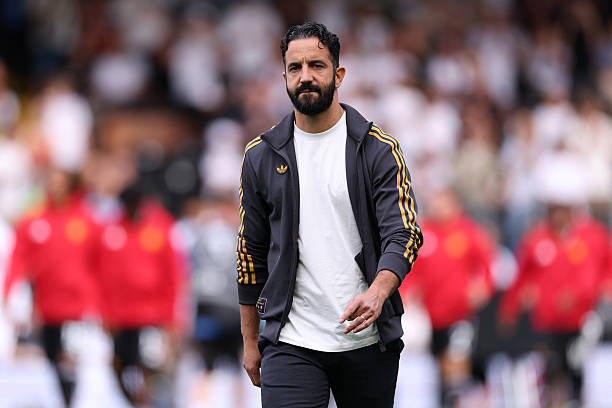 Amorim không tỏ ra quá hào hứng sau trận thắng Liverpool.