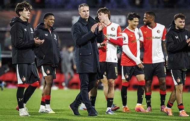 Feyenoord thắng trận đầu tiên tại Europa League mùa này.