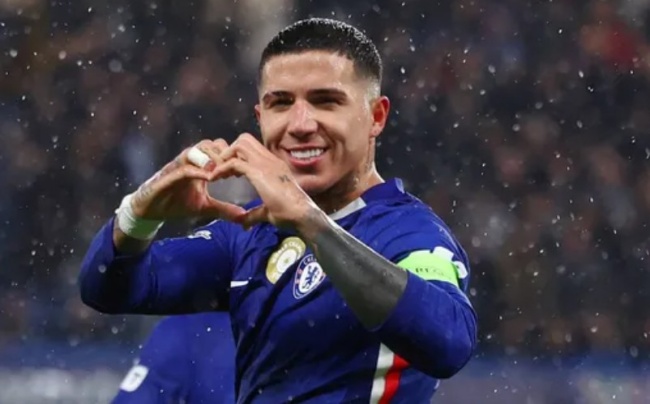 Chelsea quyết tâm có 3 điểm trước Sunderland.