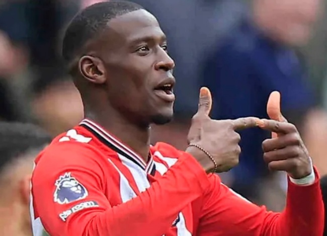 Sunderland kém hơn Chelsea về lực lượng nhân sự.