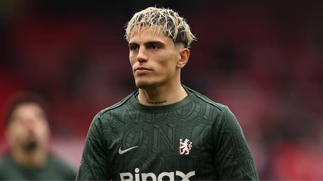 Ảnh bài viết CĐV Man Utd mỉa mai Garnacho sau khi tiếp tục “mất tích” ở Chelsea