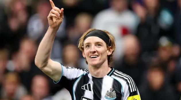 Ảnh bài viết Anthony Gordon: Đã đến lúc tỏa sáng ở Ngoại hạng Anh