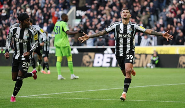 Ảnh bài viết Guimaraes ghi bàn ở phút thứ 90 giúp Newcastle hạ Fulham