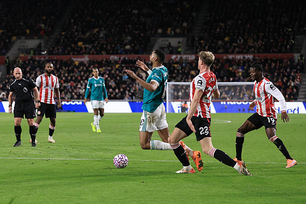 Cody Gakpo - 6.2 điểm. Chân sút người Hà Lan cố gắng xuyên phá hàng thủ Brentford nhưng không thành công.