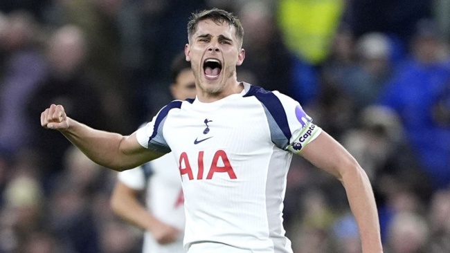 Ảnh bài viết Van de Ven lập cú đúp, Tottenham đánh bại Everton của David Moyes