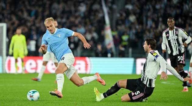 Juventus bất lực trước lối chơi kỷ luật của Lazio.