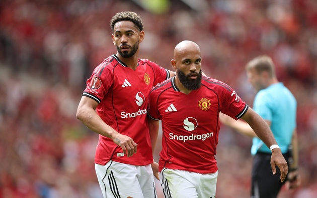 Ảnh bài viết Mbeumo gây bất ngờ tại Man United, được Lineker và Shearer khen