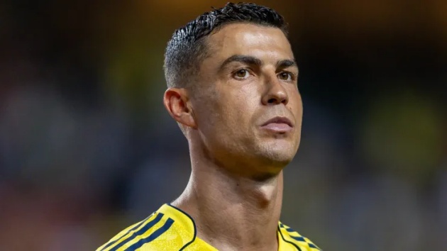 Ảnh bài viết Ronaldo chạm trán Benzema, Al Nassr mất trụ cột Brozovic vì chấn thương
