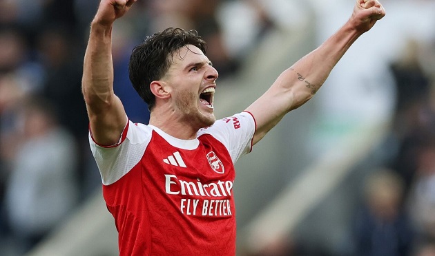 Arsenal bứt đi khá ấn tượng ở giai đoạn đầu mùa.