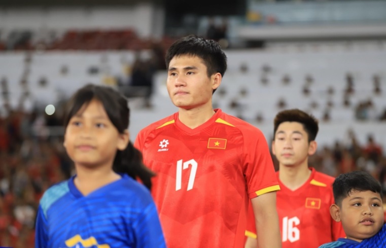 Ảnh bài viết Phi Hoàng lập công, gửi thông điệp đến HLV Kim Sang Sik