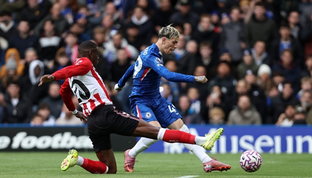 Chân sút người Argentina phải chứng tỏ bản thân hơn nữa ở The Blues.