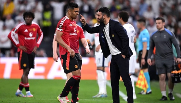 Ảnh bài viết Casemiro: Tấm lá chắn chiến thuật và thủ lĩnh tinh thần của Man Utd