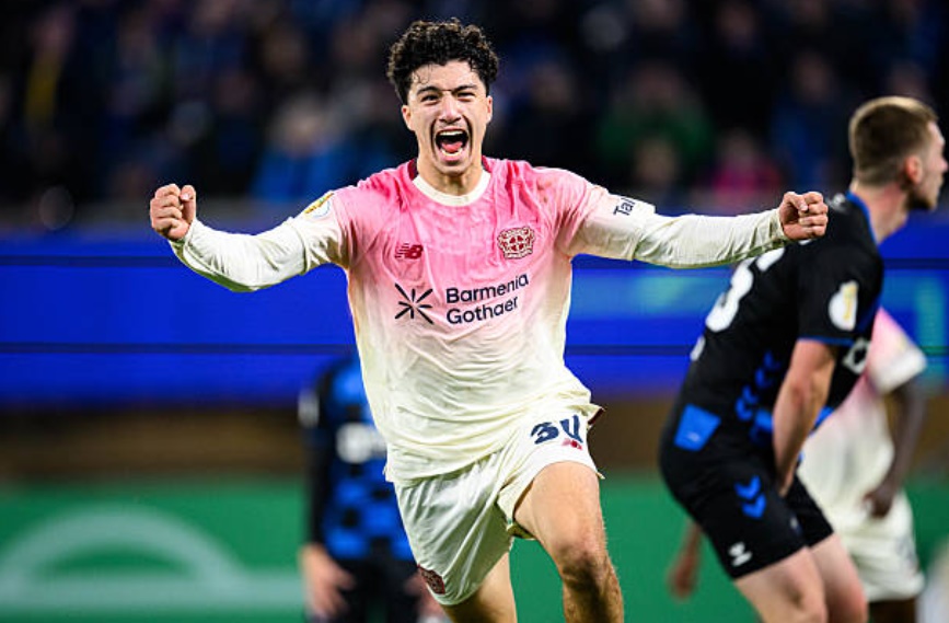 Ảnh bài viết Maza tỏa sáng phút 120+2, Leverkusen ngược dòng hạ Paderborn 4-2