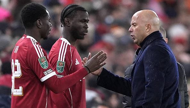 Arne Slot quyết định cho các trụ cột của Liverpool nghỉ ngơi.