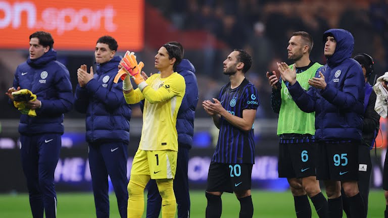 Inter đang kém đội đầu bảng 3 điểm.