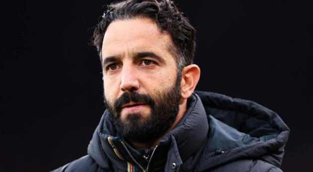 Ảnh bài viết Amorim phản ứng bất ngờ trước phát biểu về sơ đồ 4-4-2 của Sean Dyche