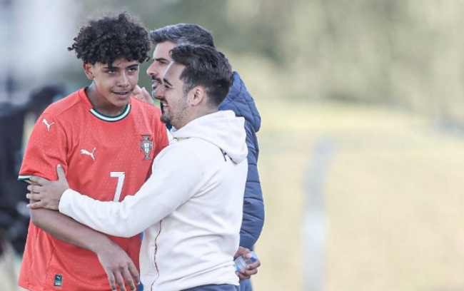 Ảnh bài viết Con trai của Cristiano Ronaldo ra mắt U16 Bồ Đào Nha