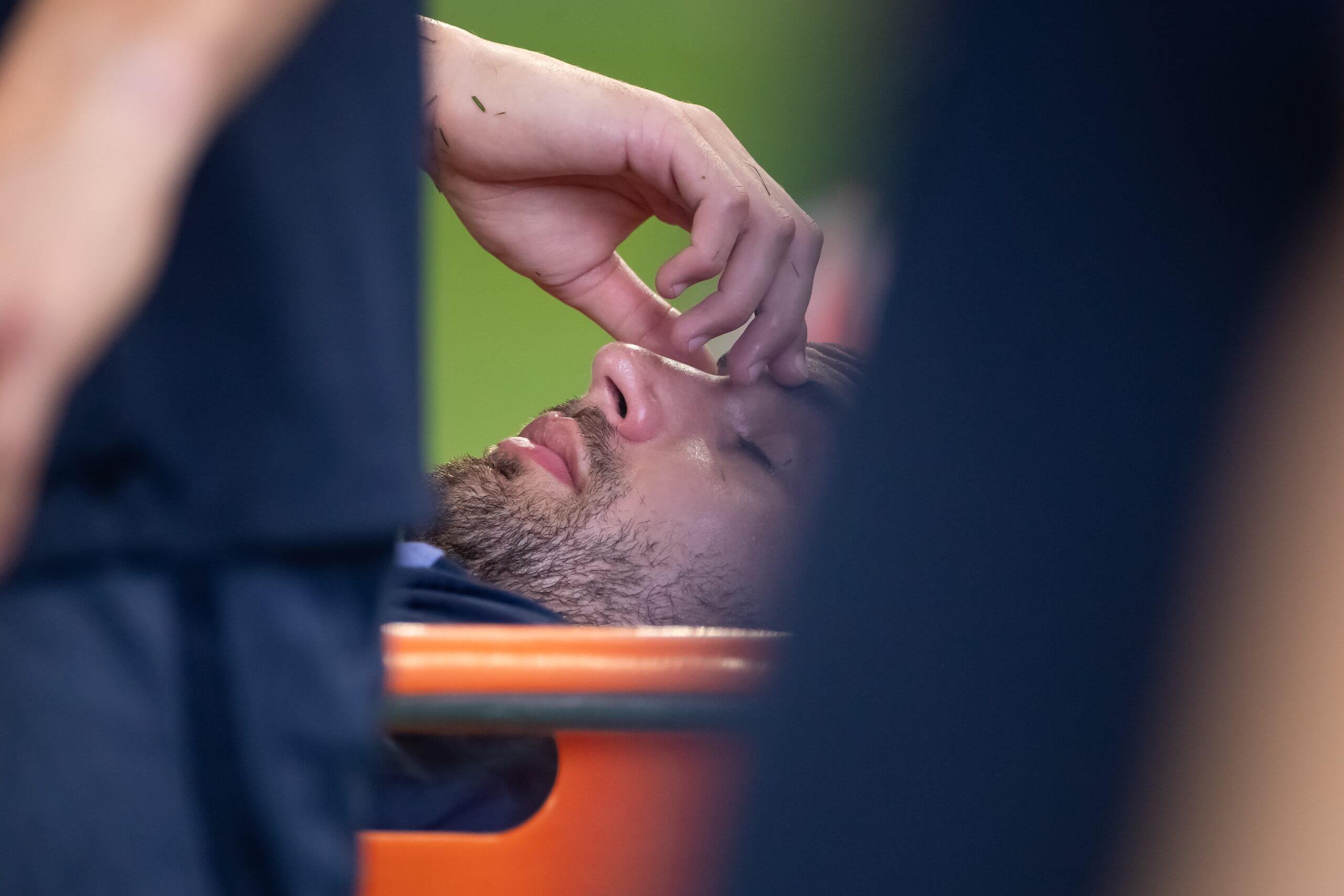 Chấn thương khiến sự nghiệp Alfie Whiteman rẽ hướng