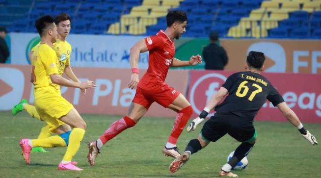 Ảnh bài viết Soi trận Thanh Hóa vs Thể Công: Nỗi lo hàng phòng ngự