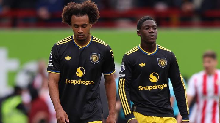 Ảnh bài viết Fabrizio Romano tiết lộ lời hứa hẹn của West Ham cho Zirkzee và Mainoo