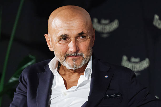 Spalletti đã chính thức ngồi vào chiếc ghế nóng ở Juventus.