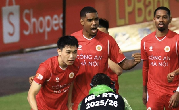 CAHN giành 3 điểm trước PVF