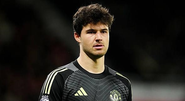 Senne Lammens đang chơi tương đối tốt tại Manchester United.